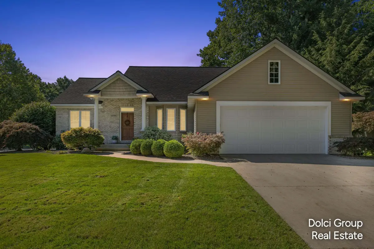 2538 Danton Drive Sw, Wyoming, MI 49519 - #1
