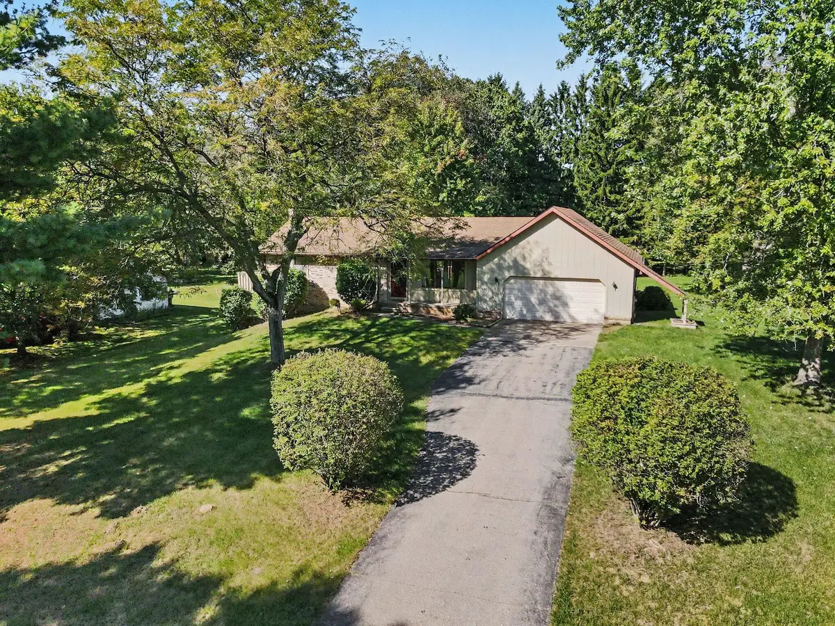 8727 Coyle Drive, Pinckney, MI 48169 - #1