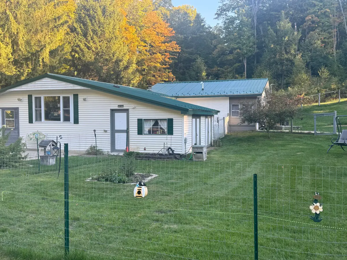 109 Forest Tr., Leroy, MI 49655 - #1