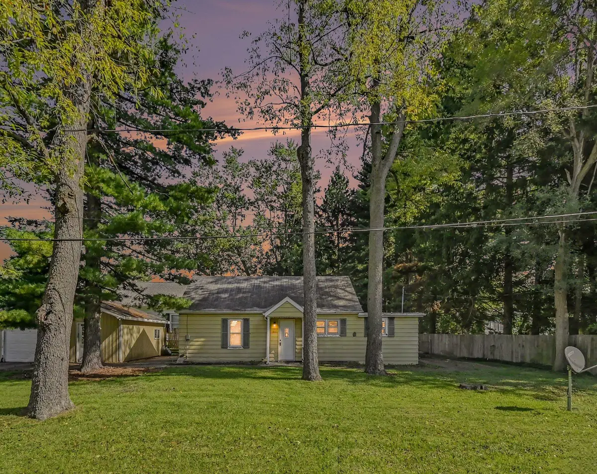 2074 Delhi Street Ne, Holt, MI 48842 - #1