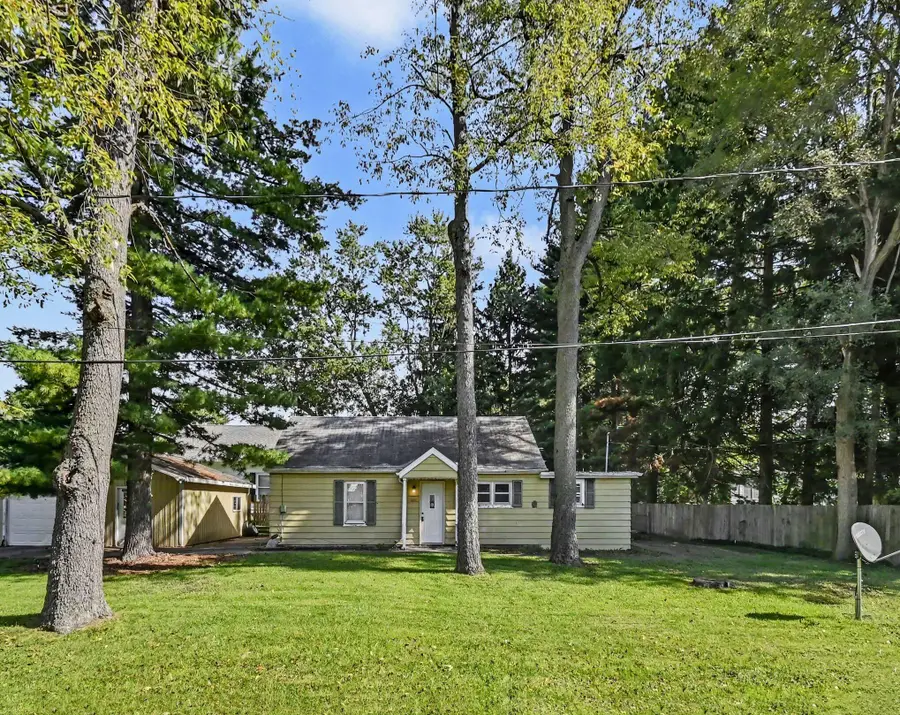 2074 Delhi Street Ne, Holt, MI 48842 - #2