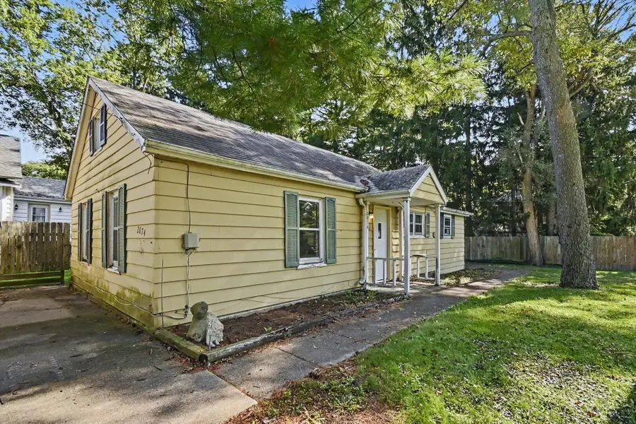 2074 Delhi Street Ne, Holt, MI 48842 - #3