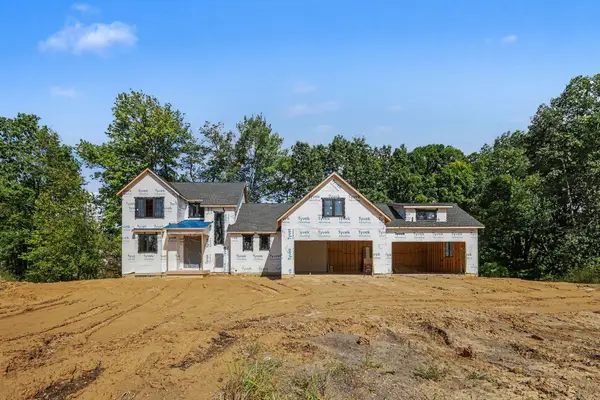 754 W Sedona Hills Court Ne, Grand Rapids, MI 49525