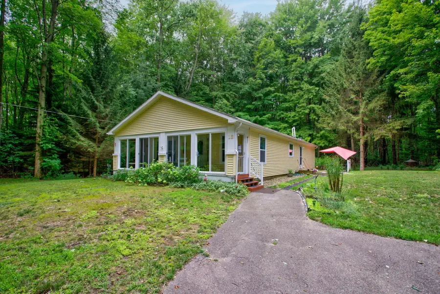 18 72nd Street, South Haven, MI 49090 - #2