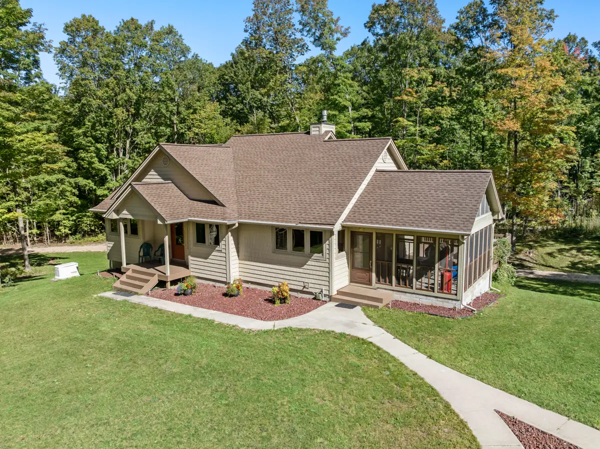 21125 Valencourt Road, Copemish, MI 49625 - #1