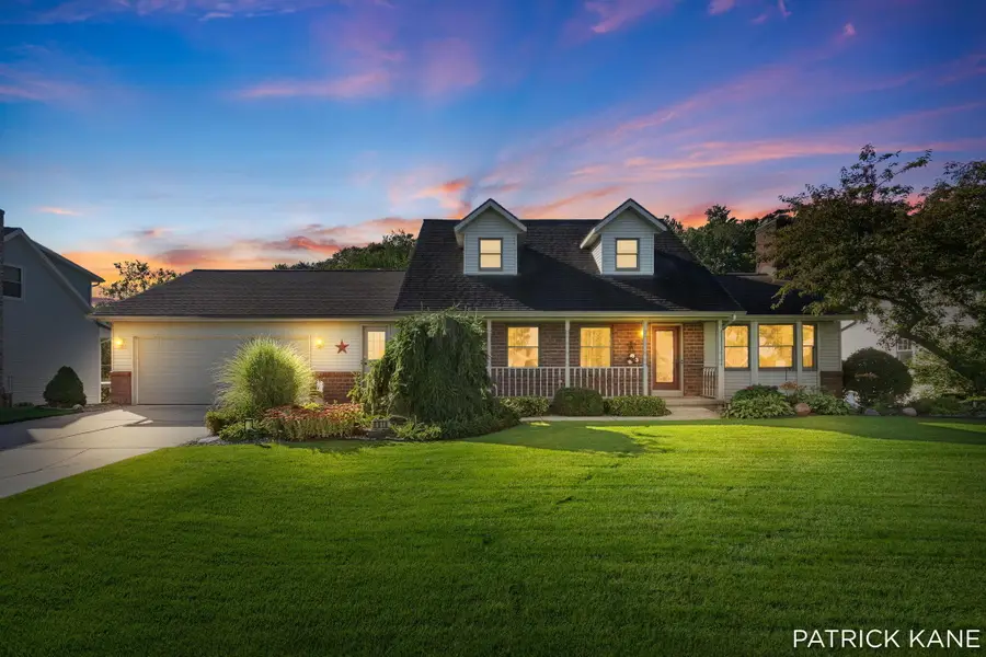 8618 Cedar Lake Drive, Jenison, MI 49428 - #2