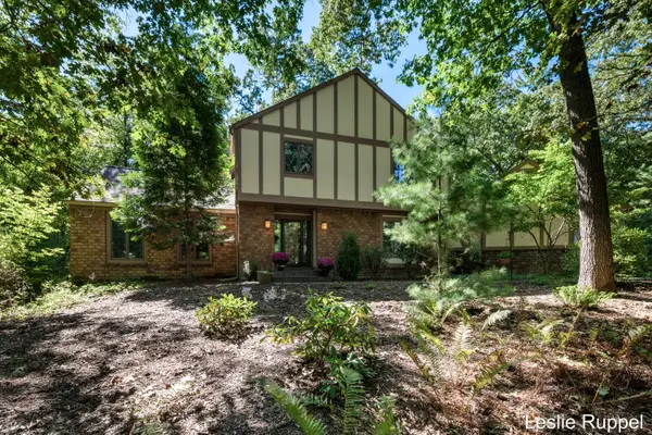 1700 Mont Rue Drive Se, Grand Rapids, MI 49546
