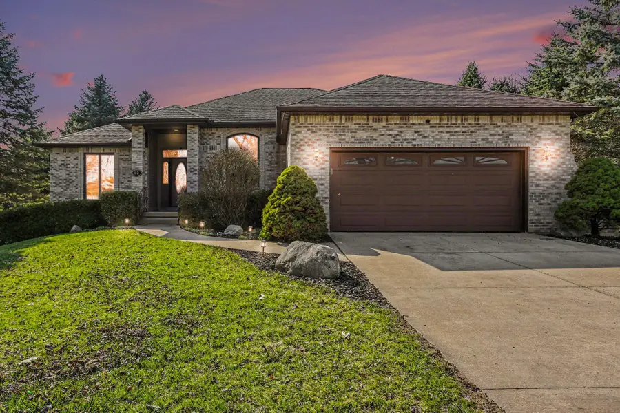 52 E Acacia Boulevard, Battle Creek, MI 49015 - #2