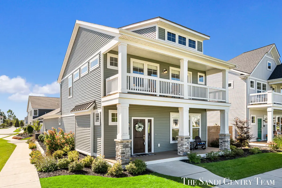406 W Leland Drive, Whitehall, MI 49461 - #1