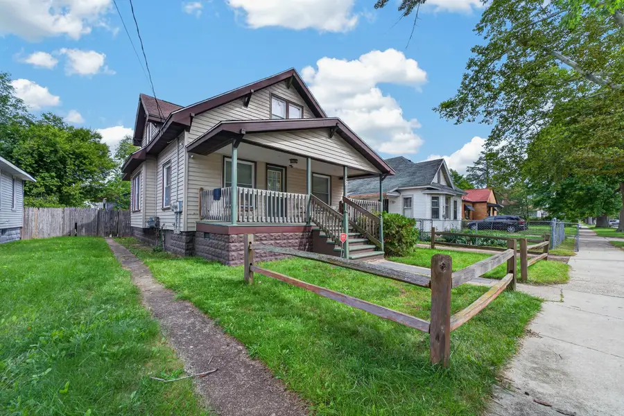 632 Allen Avenue, Muskegon, MI 49442 - #2