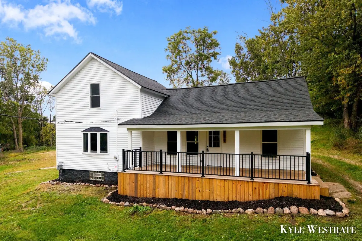 3820 11 Mile Road Ne, Rockford, MI 49341 - #1