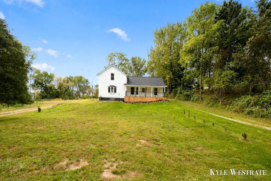 3820 11 Mile Road Ne, Rockford, MI 49341 - #3