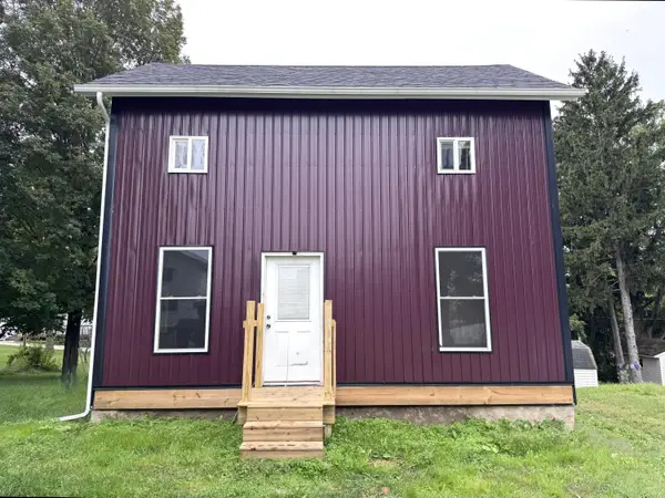 6610 E Berrien Street, Eau Claire, MI 49111