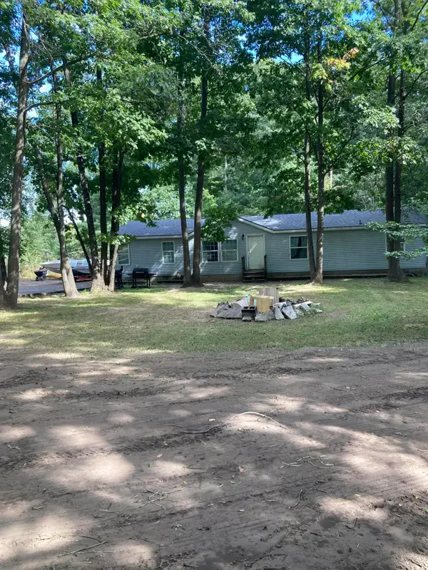 1890 Paul Street, Muskegon, MI 49445