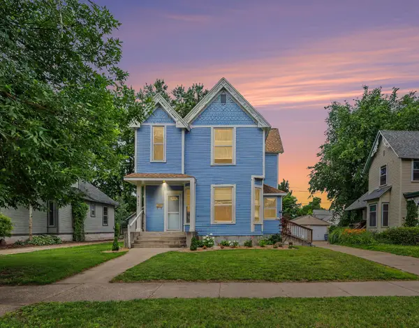 711 Paris Avenue Se, Grand Rapids, MI 49503