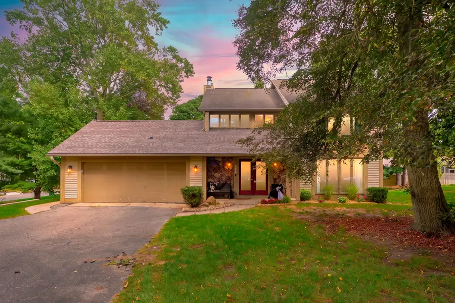 8475 Valleywood Lane, Portage, MI 49024 - #2