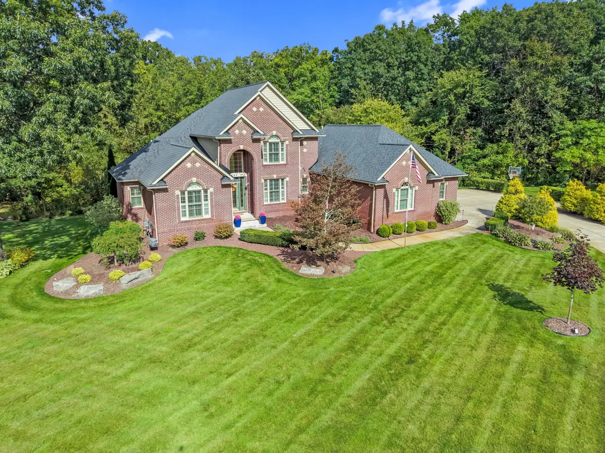 8541 Lone Meadow Court, Howell, MI 48843 - #1