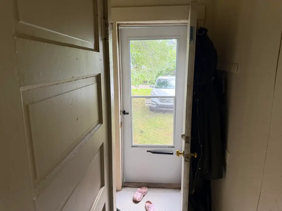 981 Pearl Street, Benton Harbor, MI 49022 - #3