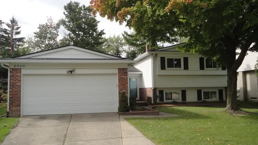 2543 Antietam Drive, Ann Arbor, MI 48105 - #2