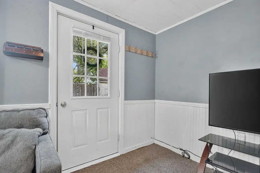 705 S Clinton Street, Charlotte, MI 48813 - #2