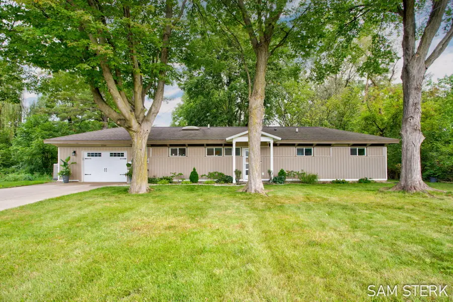 3789 Yellowstone Drive Sw, Grandville, MI 49418 - #2