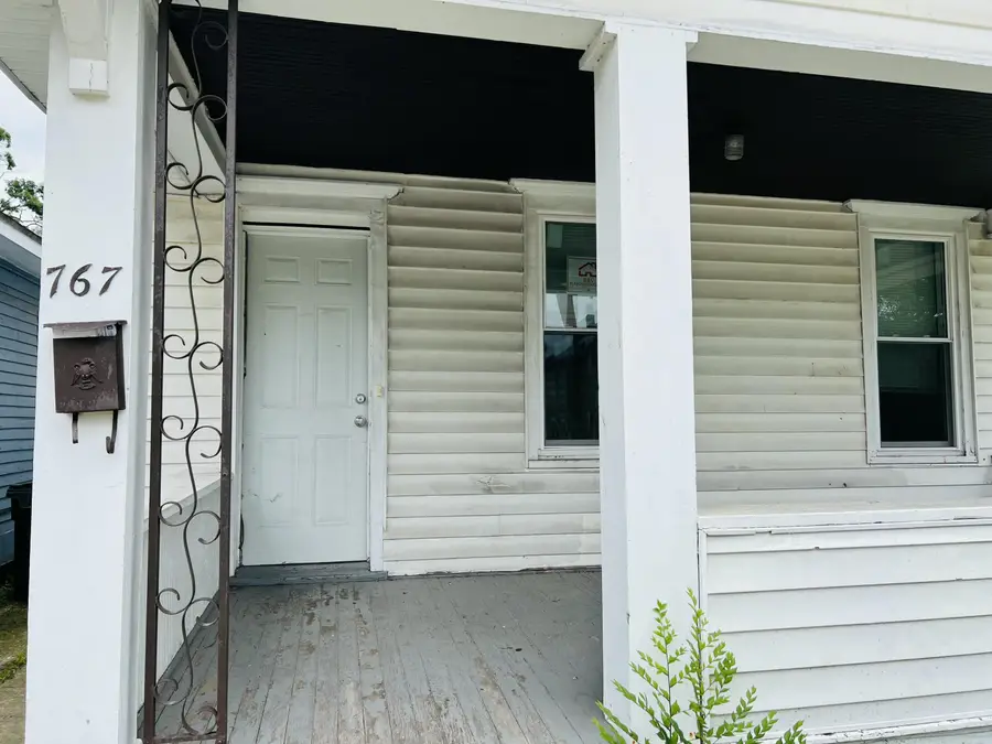 767 W Southern Avenue, Muskegon, MI 49441 - #3