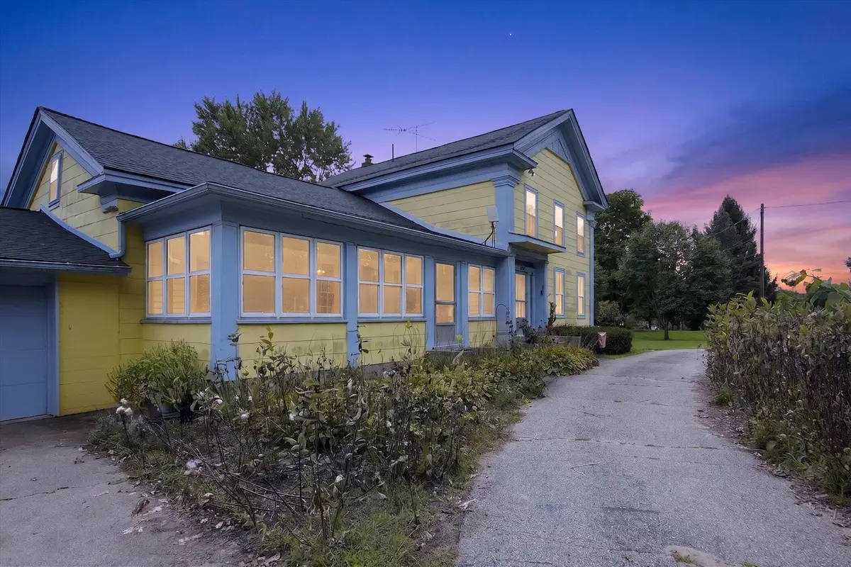 17705 W Old Us Hwy 12, Chelsea, MI 48118 - #1