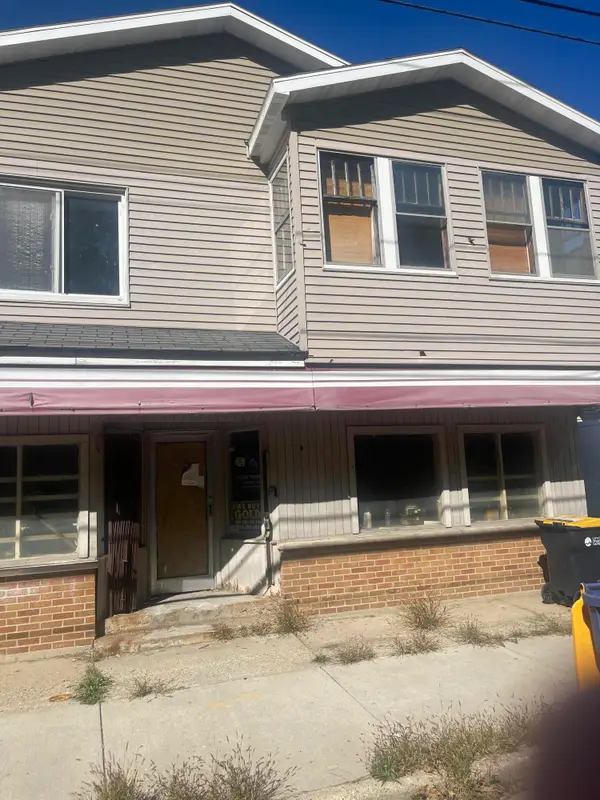 701 Knapp Street Ne, Grand Rapids, MI 49505