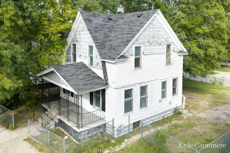 1116 Kalamazoo Avenue Se, Grand Rapids, MI 49507 - #2