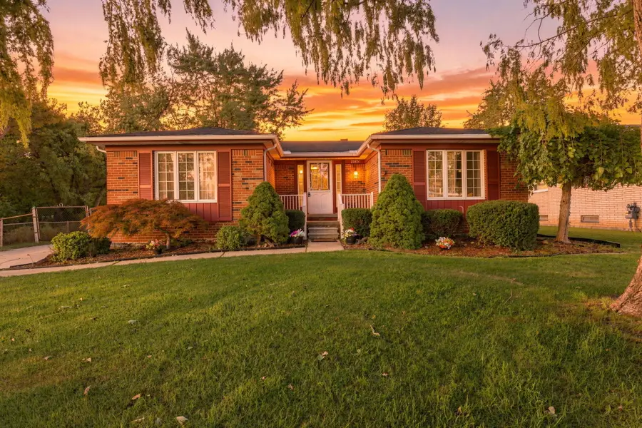 20461 Roche Road, Trenton, MI 48183 - #2