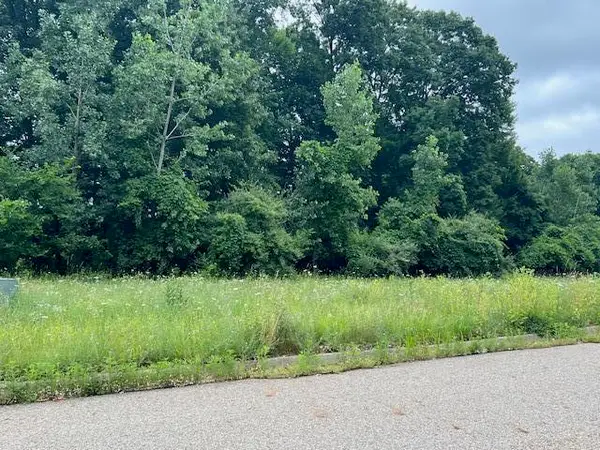 0000 Oak Ridge Hills #7, Marshall, MI 49068