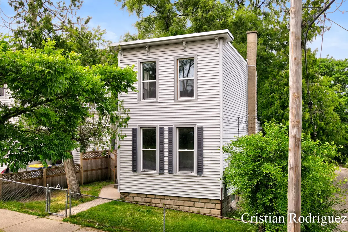 243 Fairbanks Street Ne, Grand Rapids, MI 49503 - #1