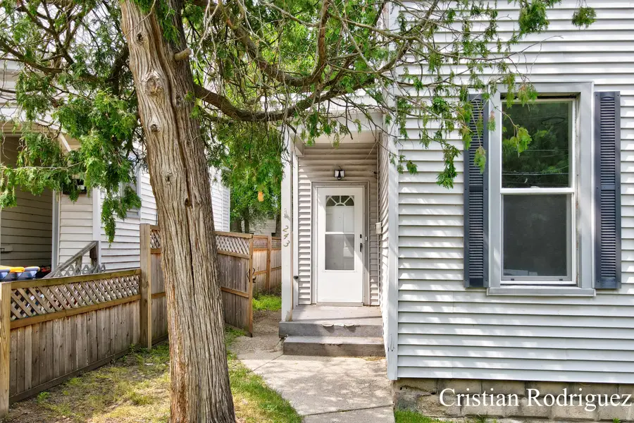 243 Fairbanks Street Ne, Grand Rapids, MI 49503 - #2