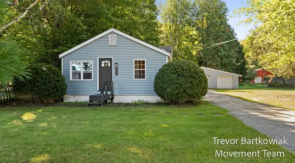 529 Porter Road, Norton Shores, MI 49441