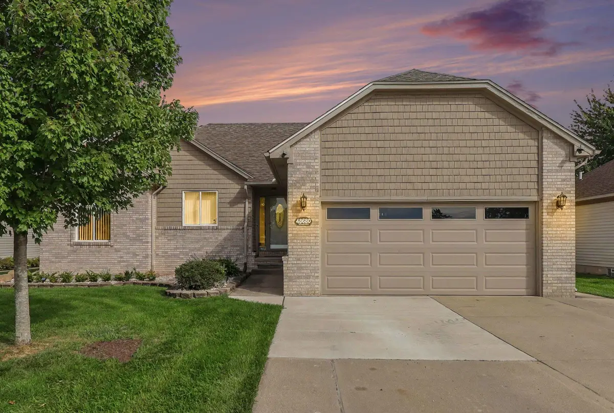 48680 Wheatfield Street, Chesterfield, MI 48051 - #1