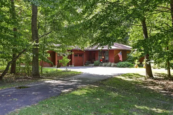 05100 Beechwood Lane #26, South Haven, MI 49090