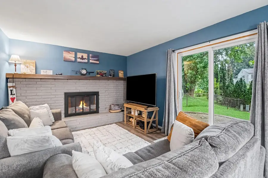 542 Eastlook Drive, Saline, MI 48176 - #2