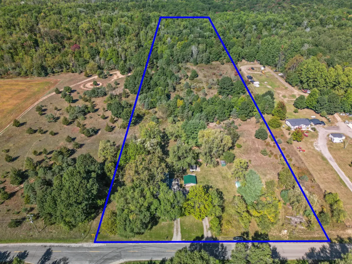3591 W 104th Street, Grant, MI 49327 - #1