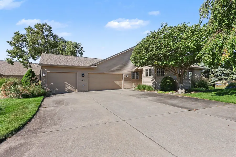 1619 E Harbour Towne Circle, Muskegon, MI 49441 - #3