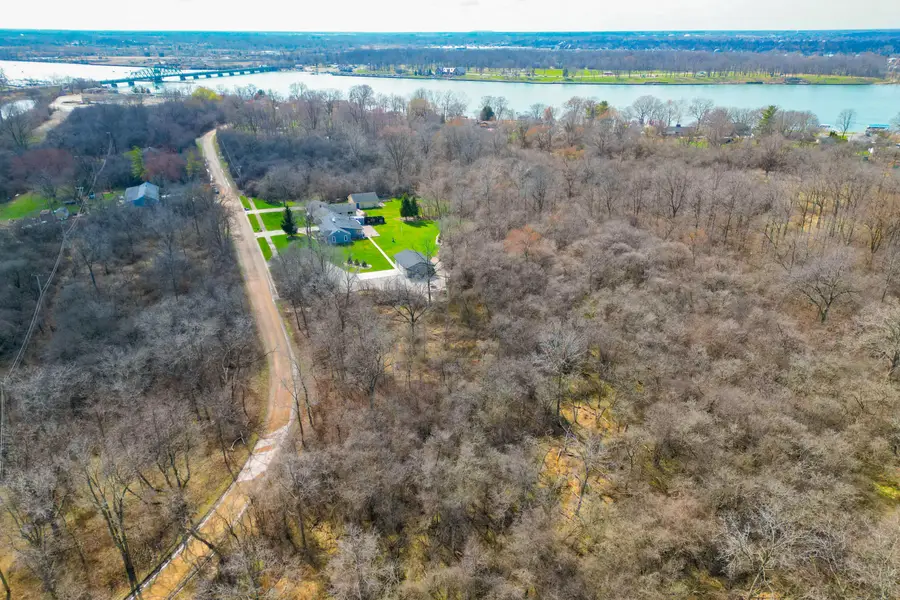 000 Marlborough, Grosse Ile, MI 48138 - #2