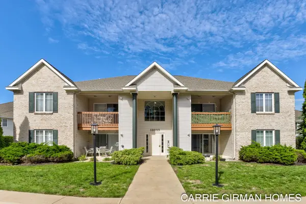 12233 S Crystal Waters Drive #2, Holland, MI 49424