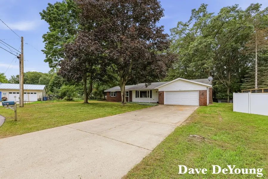 212 159th Avenue, Holland, MI 49424 - #3