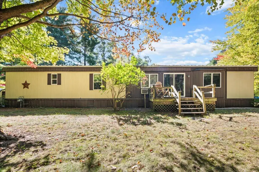 7650 E Lake Drive, Newaygo, MI 49337 - #2