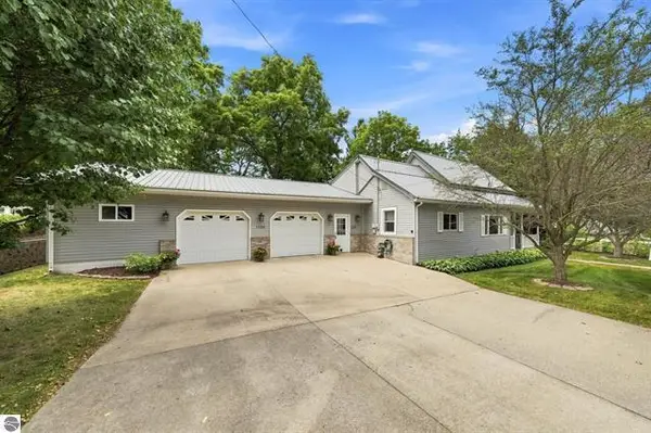 1126 Laurel Street, Cadillac, MI 49601