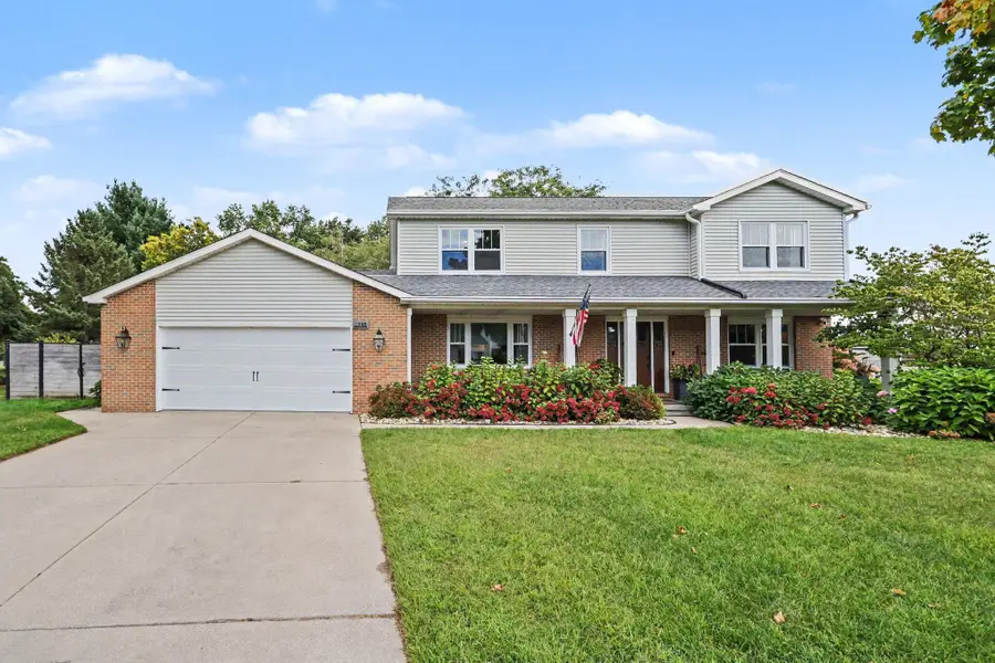 730 Lincoln Pines Place, Saint Joseph, MI 49085 - #2