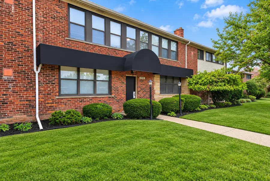 25749 Woodward Avenue #106, Royal Oak, MI 48067 - #2