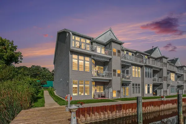 2411 Lake Avenue #52, Muskegon, MI 49445