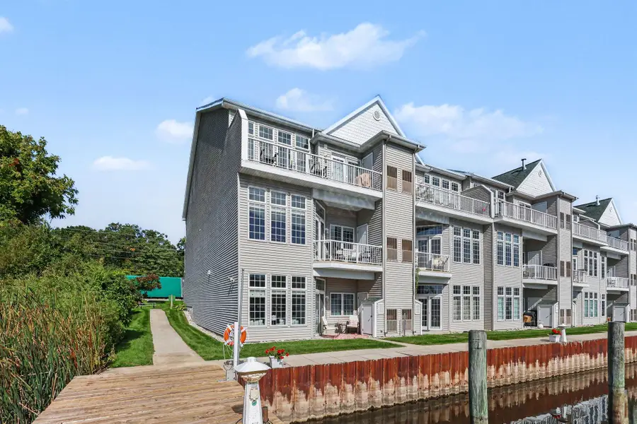2411 Lake Avenue #52, Muskegon, MI 49445 - #2