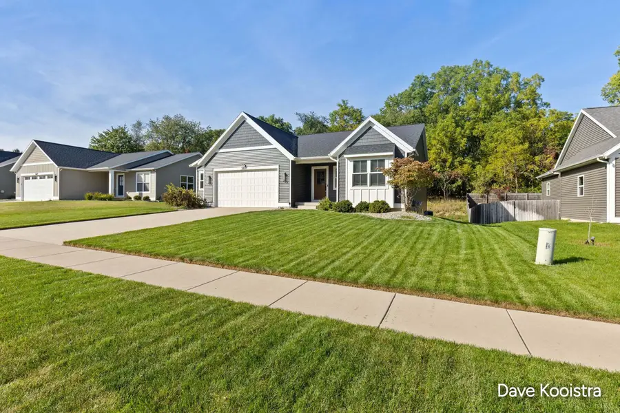 1657 Mulligan Drive Sw, Wyoming, MI 49519 - #2