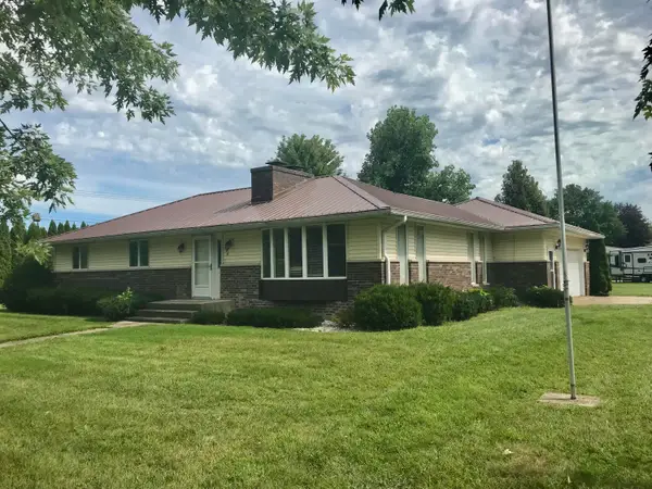 400 N Lincoln Street, White Pigeon, MI 49099